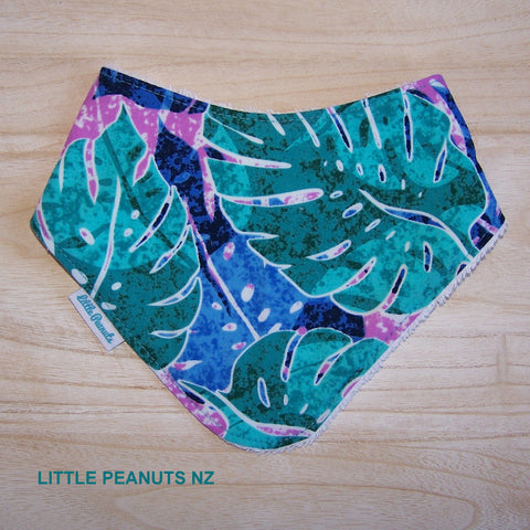 Palm Leaves Dribble Bib