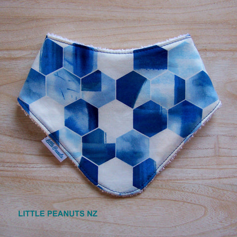 Hexagon Dribble Bib